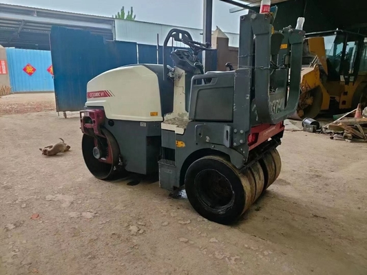 Dynapac CC1100C 3 τόνων τροχονόμος με ισχυρό τύμπανο σηματοδότησης ισχύος σε βαριά κατασκευή