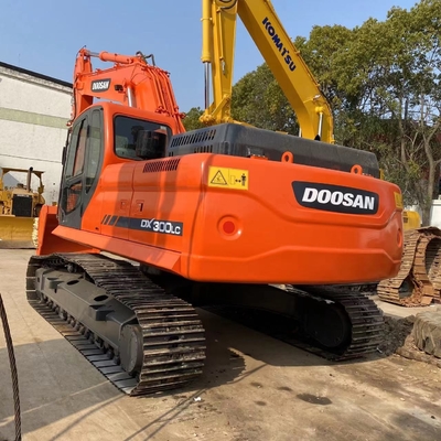 Ιαπωνία Αρχική Τρακτόρα Μηχανή Doosan DX300LC Χρησιμοποιούμενη Εκσκαφέας με δωρεάν αποστολή σήμερα