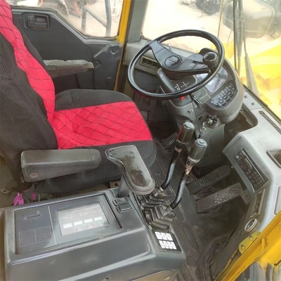 Ιαπωνικής κατασκευής φορτιστή τροχών Komatsu WA600 Μικρές ώρες εργασίας Ιδανικό για κατασκευές