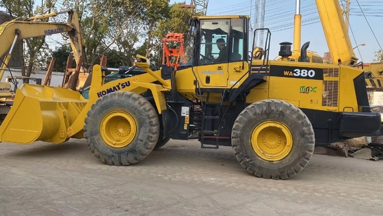 Αρχική βαφή Komatsu WA330 30ton μεταχειρισμένο φορτιστή τροχών με αρχική μηχανή και Ιαπωνία