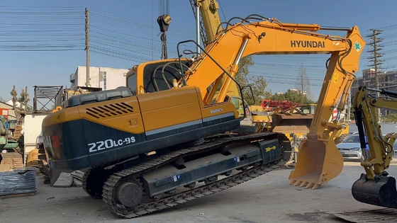 Αρχική χρώμα Hyundai 220LC-9S Excavator με κινητήρα 96KW και πιστοποίηση EPA