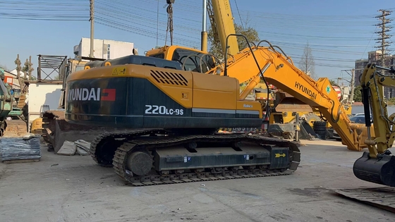 Αρχική χρώμα Hyundai 220LC-9S Excavator με κινητήρα 96KW και πιστοποίηση EPA