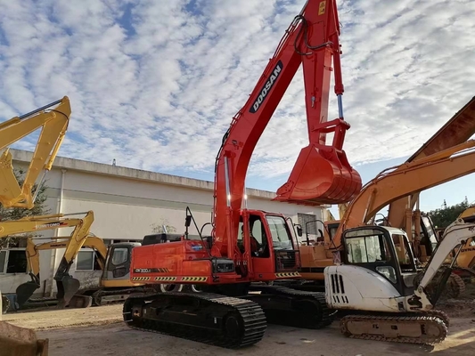 Ζεστό αντικείμενο Doosan DX300LC εκσκαφέας με κινητήρα HINO από την Ιαπωνία σε εξαιρετική κατάσταση