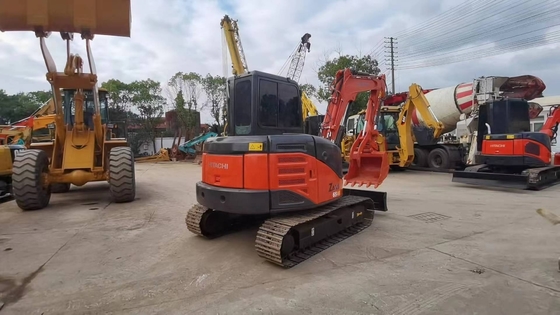 Μετακινούμενος τύπος Excavator Crawler Χρησιμοποιείται Hitachi ZX65UR για τις ανάγκες της κατασκευής σας