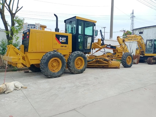 Ιαπωνία Χρησιμοποιούμενη μηχανή CAT 140H Χρησιμοποιούμενη βαθμίδα με 127KW υδραυλική μηχανή τροχού