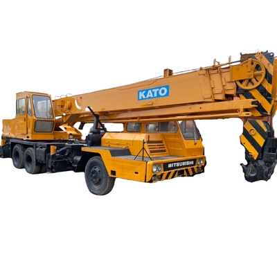 Χρησιμοποιούμενος φορτωτής τροχών Kato 25ton γερανό με υδραυλική αντλία Liyuan σε καλή κατάσταση