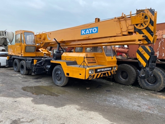 Χρησιμοποιούμενος φορτωτής τροχών Kato 25ton γερανό με υδραυλική αντλία Liyuan σε καλή κατάσταση