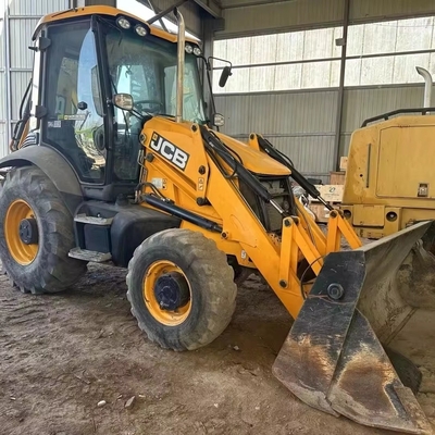 Λιγότερες ώρες εργασίας JCB 3CX βαρετή μηχανή με κινητήρα από το Ηνωμένο Βασίλειο