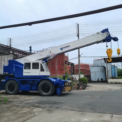 Χρησιμοποιημένο γερανό Ταντό ΤΡ-250Μ 25 τόνων με αρχική μπογιά σε εξαιρετική κατάσταση