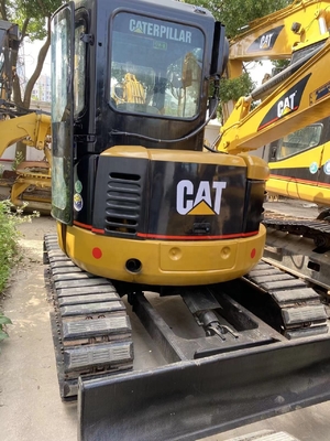 Χρησιμοποιούμενη μίνι σκάφτρα CAT305 με λειτουργικό βάρος 0,8 τόνων και υδραυλικό σύστημα