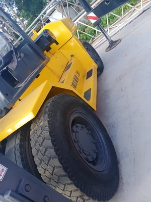 Εφοδιαστικό φορτηγό μεταφοράς παλέτας Komatsu 200 20000 KG Βάρος και μήκος πιρούνι 2000 mm