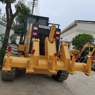 0-2000 ώρες εργασίας Χρησιμοποιείται σε καλή κατάσταση CAT 140K Grader Αρχική μηχανή από την Ιαπωνία