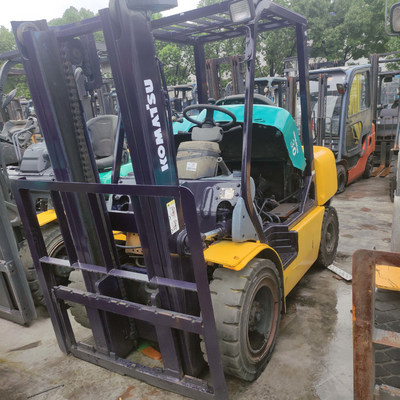 3000 κιλά βάρος KOMATSU FD30 3 τόνων φορτηγό ανύψωσης παλέτας για δοχεία αποθήκευσης