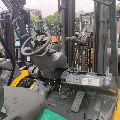 3000 κιλά βάρος KOMATSU FD30 3 τόνων φορτηγό ανύψωσης παλέτας για δοχεία αποθήκευσης