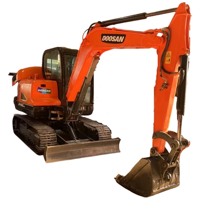 Αρχική μπογιά Χρησιμοποιήθηκε Doosan DX55 Crawler Excavator 5.5ton με Liyuan υδραυλικό κύλινδρο