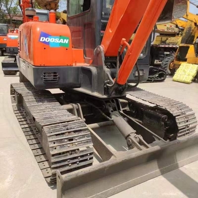 Doosan DH55 Χρησιμοποιούμενη Digger 68kw Original Paint Ιαπωνία Μηχανή Βάρος 5500 kg σε προσιτή τιμή