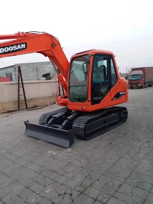 Χρησιμοποιούμενος εξορυκτής Doosan DH80 με αρχική μπογιά και υδραυλικό κύλινδρο Liyuan στην Ιαπωνία