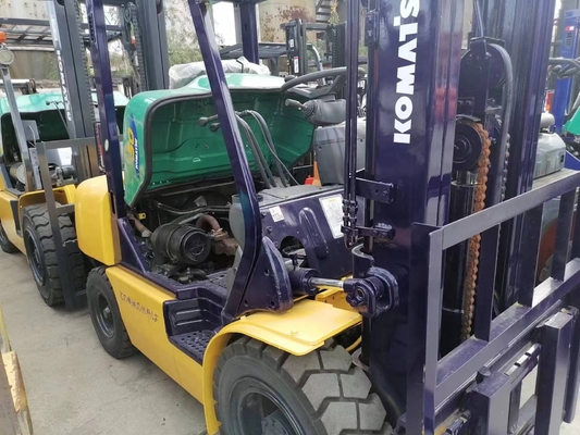 KOMATSU FD30 3 τόνων ντίζελ Μίνι ανυψωτικό φορτηγό για τη μετακίνηση βαρέων εμπορευματοκιβωτίων