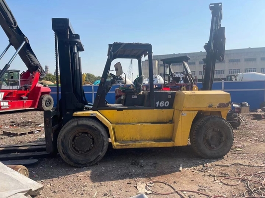 Εργαλεία βαρέος φορτηγός KOMATSU FD160 με χωρητικότητα 16 τόνων σε άριστες συνθήκες εργασίας