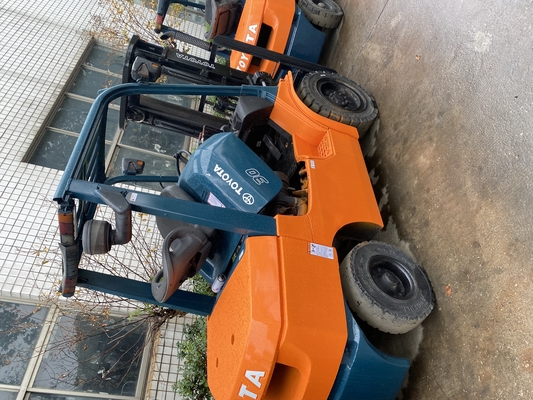 Ιαπωνία TOYOTA FD30 Βελούδο ντίζελ 3 τόνων φορτηγό ανύψωσης παλέτας με χαμηλό ωράριο εργασίας