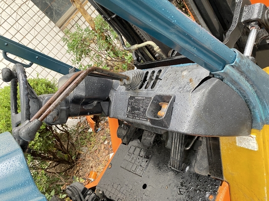 Ιαπωνία TOYOTA FD30 Βελούδο ντίζελ 3 τόνων φορτηγό ανύψωσης παλέτας με χαμηλό ωράριο εργασίας