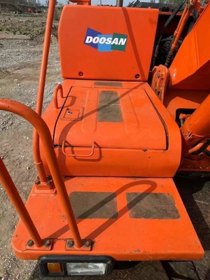 Χρησιμοποιούμενος εξορυκτής τροχών DOOSAN DX140W-7 με αρχική μπογιά και κινητήρα Cummins 112kW