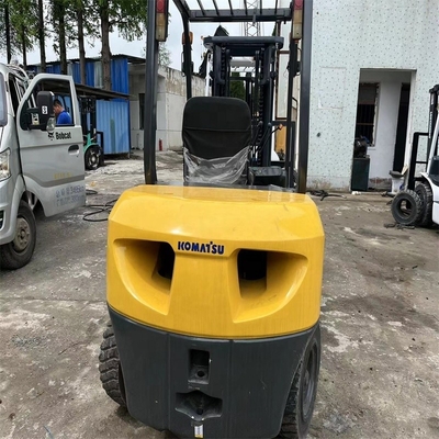 Καλή κατάσταση αρχικό ιαπωνικό φορτηγό Komatsu 3T με χαμηλές ώρες εργασίας και το 2022
