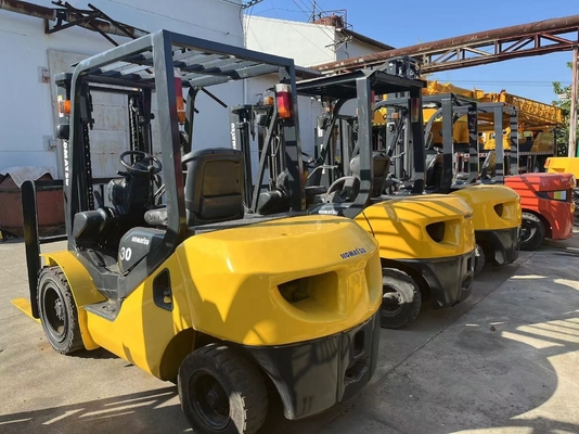 Καλή κατάσταση αρχικό ιαπωνικό φορτηγό Komatsu 3T με χαμηλές ώρες εργασίας και το 2022