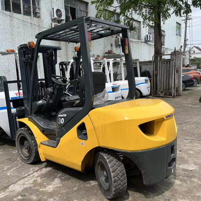 2022 Komatsu 3T ανελκυστήρας σε εξαιρετική κατάσταση με χαμηλές ώρες εργασίας