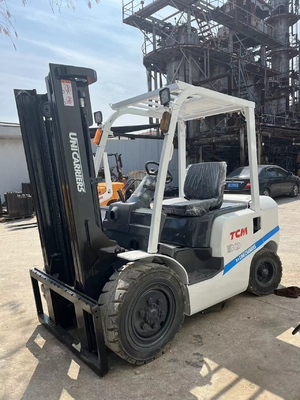 Ιαπωνία 3 τόνων Original Diesel Forklift για ανάγκες και λύσεις μηχανικής κατασκευής