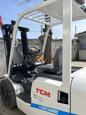Ιαπωνία 3 τόνων Original Diesel Forklift για ανάγκες και λύσεις μηχανικής κατασκευής