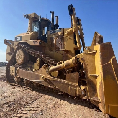 Η μπουλντόζα CAT D11 είναι η ιδανική μηχανή για τις μεγάλες μηχανικές ανάγκες σας