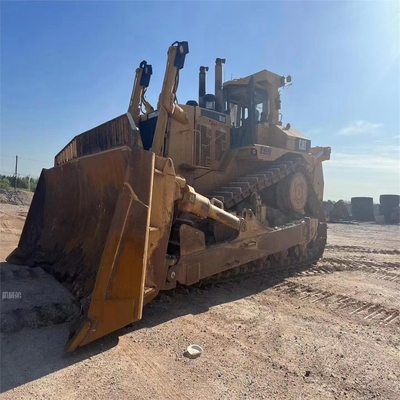 Η μπουλντόζα CAT D11 είναι η ιδανική μηχανή για τις μεγάλες μηχανικές ανάγκες σας