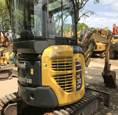 3000 KG Komatsu 3T ανελκυστήρας σε καλή κατάσταση με χαμηλή εργάσιμη ώρα
