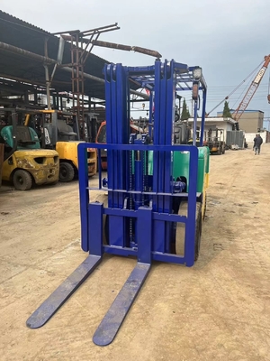 Μικρές ώρες εργασίας και καλή κατάσταση Komatsu 3T ανελκυστήρας FD30 για κατασκευές