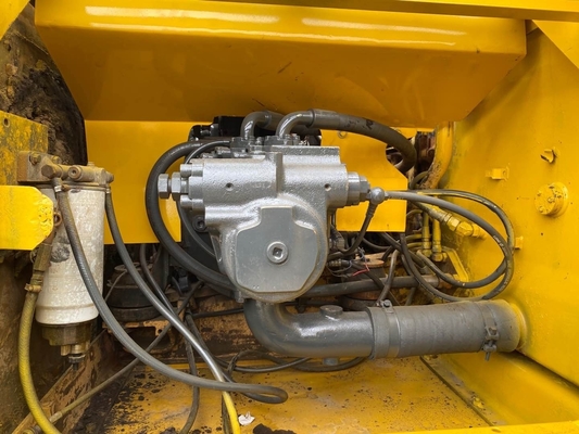 Χρησιμοποιούμενος εξορυκτής Komatsu PC200-6 με προηγμένο υδραυλικό σύστημα 19400 KG βάρος μηχανής