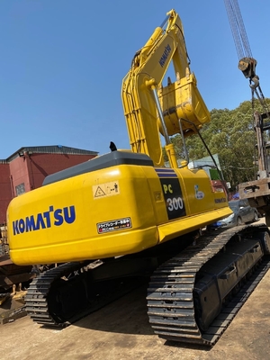 Χρησιμοποιούμενη ανασκαφική μηχανή Komatsu PC300-7 30 τόνων με χαμηλό ωράριο εργασίας σε προσιτή τιμή