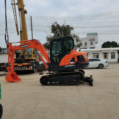 Καλύτερη υδραυλική εκσκαφέας Doosan Dx60 με χαμηλές ώρες εργασίας και λειτουργικό βάρος 6 τόνων