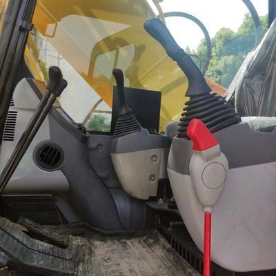 Λιγότερες ώρες KOMATSU PC200-8 Εκσκαφέας μεταχειρισμένο βαρύ εξοπλισμό 20ton Crawler Digger