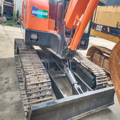 Δεύτερο χέρι Doosan DH55 40KW Crawler Excavator Χρησιμοποιούμενο υδραυλικό εξορυκτήρα για Sal