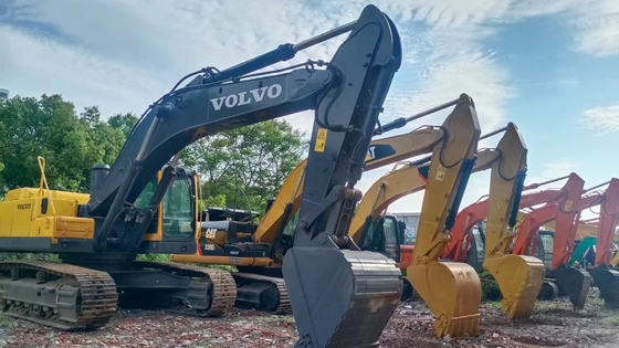 Χρησιμοποιούμενος εξορυκτής VOLVO EC360B 36TON με χαμηλό ωράριο εργασίας και καλά συντηρημένο σε απόθεμα