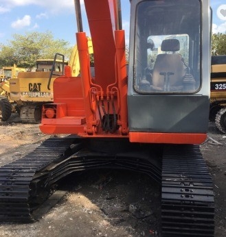 Εκσκαφέας HITACHI EX100 10 τόνων με υδραυλική αντλία HITACHI το 2022
