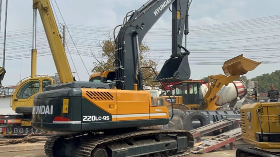 Αγοράστε μεταχειρισμένο Hyundai 220LC-9S Excavator Original Paint 90kw Power Liyuan υδραυλική βαλβίδα