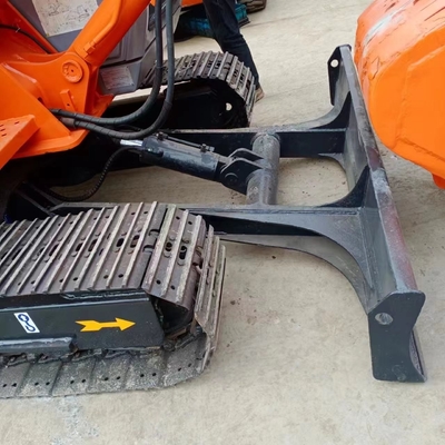 Χρησιμοποιούμενος εκσκαφέας Hitachi ZX70 Μέγιστο βάθος ανασκαφής 4170mm και 7 τόνους λειτουργικό βάρος
