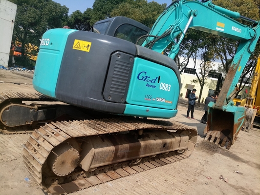 KOBELCO Χρησιμοποιούμενη σκάφτρα SK135S σε καλή κατάσταση Αρχική μπογιά Υδραυλική σκάφτρα