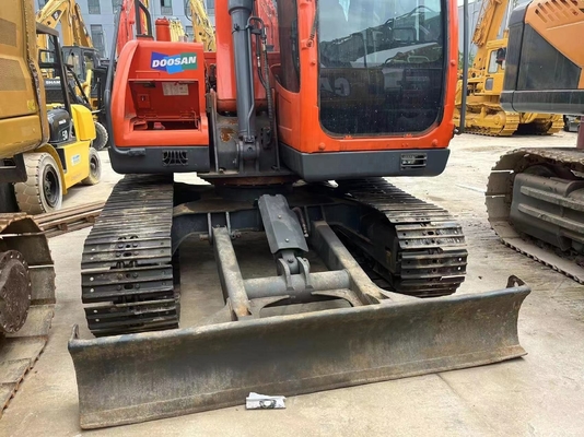 Αρχική μπογιά DOOSAN DX80-9C τροχιά υδραυλική εξορυκτήρα σε απόθεμα για την κατασκευή