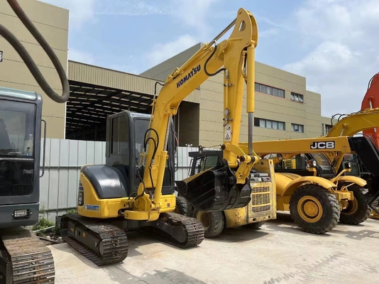 Εκσκαφέας Komatsu PC40 Χρησιμοποιούμενος εκσκαφέας αλυσίδας 4 τόνων με καλή απόδοση
