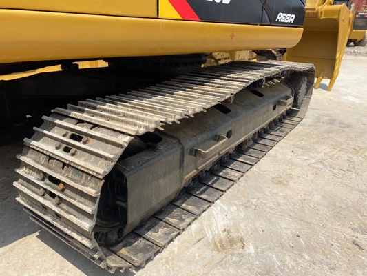 23000 κιλά Χρησιμοποιημένη σκάψιμο Caterpillar 320D στην αρχική μπογιά από την Ιαπωνία
