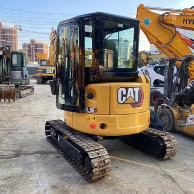 Χρησιμοποιούμενη μηχανή Caterpillar 303.5 με ντίζελ 5.5 τόνων με αρχική μπογιά σε καλή κατάσταση
