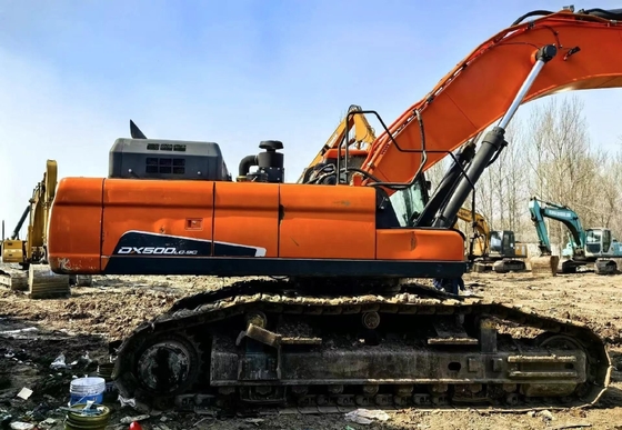 Χρησιμοποιούμενος εξορυκτής Doosan DX500LC με κινητήρα Doosan Χρησιμοποιούμενος υδραυλικός εξορυκτής Crawler
